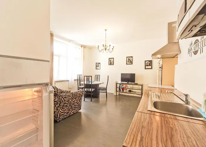 Grosse In Fuenfhaus Mit Garten By Interhome