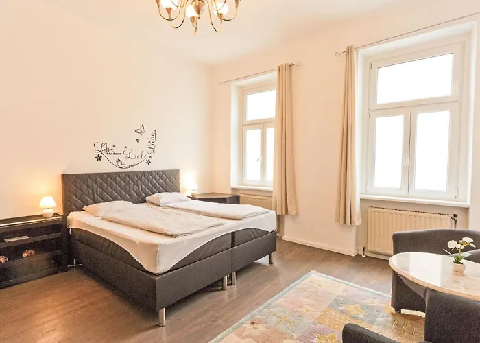 Grosse In Fuenfhaus Mit Garten By Interhome Βιέννη