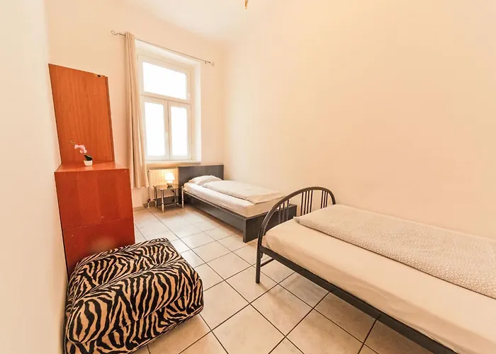 Διαμέρισμα Grosse In Fuenfhaus Mit Garten By Interhome *