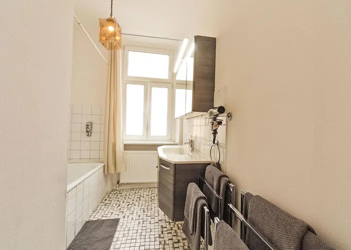 Grosse In Fuenfhaus Mit Garten By Interhome Βιέννη