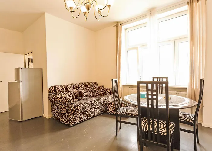 Grosse In Fuenfhaus Mit Garten By Interhome *