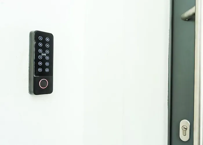 Grosse In Fuenfhaus Mit Garten By Interhome * Βιέννη